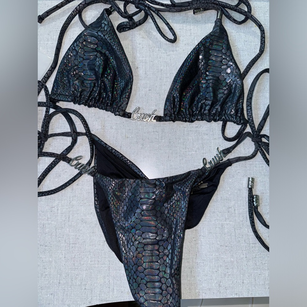 Bikini Crush iridescent black bikini - Picture 5 of 8